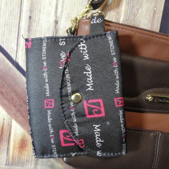 Stone Mountain 4 into 1 Two tone leather bag~NWOT~Cute,stylish - Picture 3 of 6